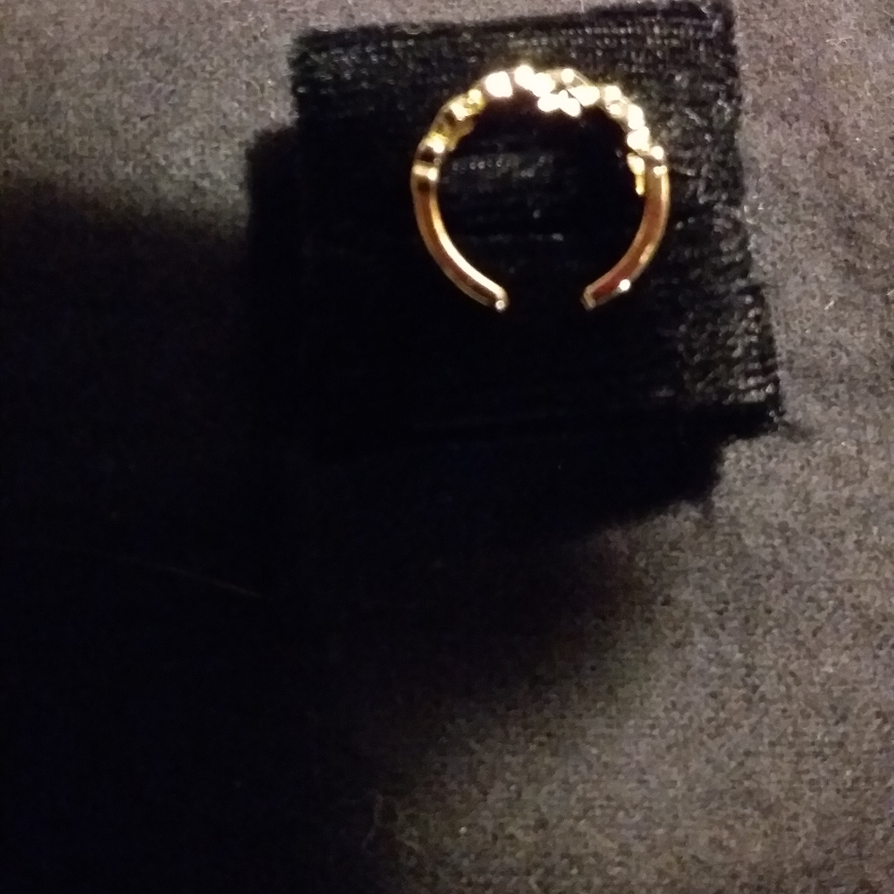 Gold Heart Toe Ring - Picture 3 of 3